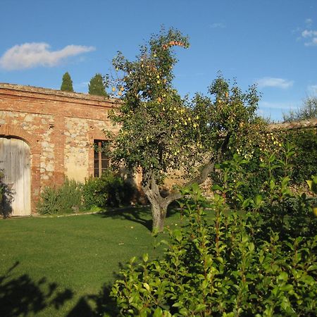 Villa Fattoria Monastero Sant'Anna In Camprena Pienza Exterior foto