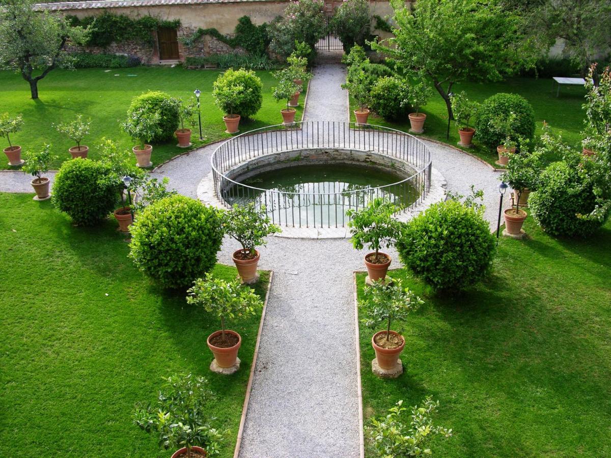 Villa Fattoria Monastero Sant'Anna In Camprena Pienza Exterior foto